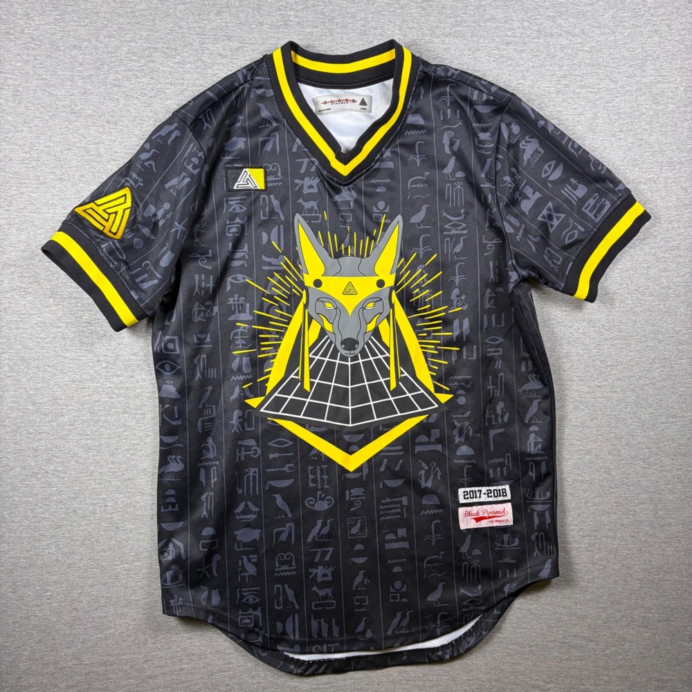 Black Pyramid Jersey Mens Large Black Anubis Hieroglyphic Print Streetwear 2017